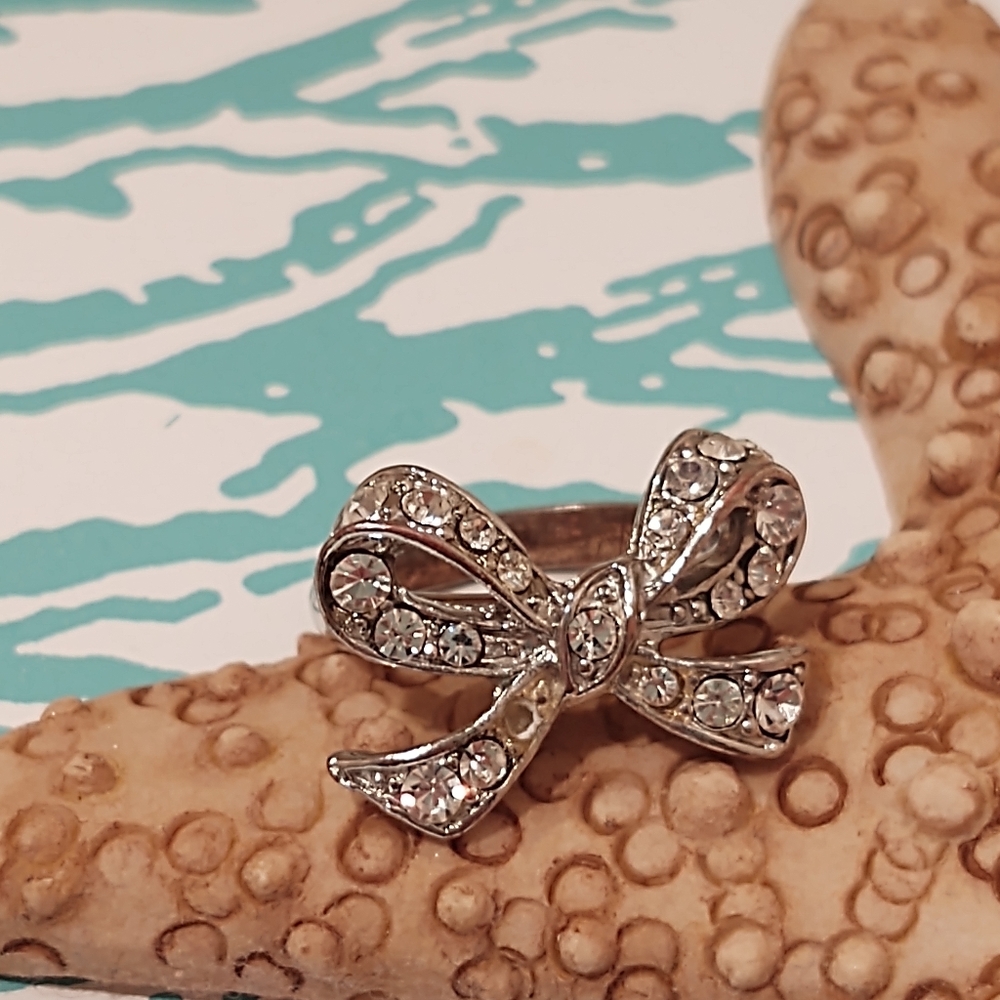 Sparkly Bow Ring